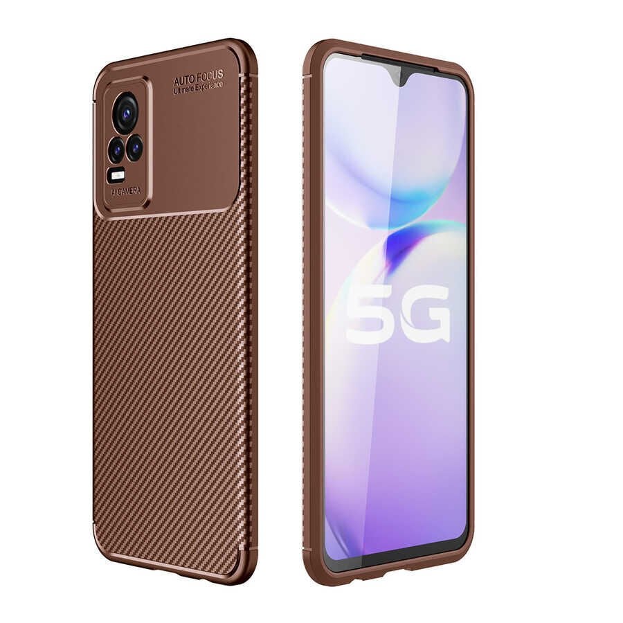 Vivo V21E Kılıf Kamera Çıkıntılı Karbon Fiber Dokulu Renk Atmaz Kapak (NEGRO) Kahverengi