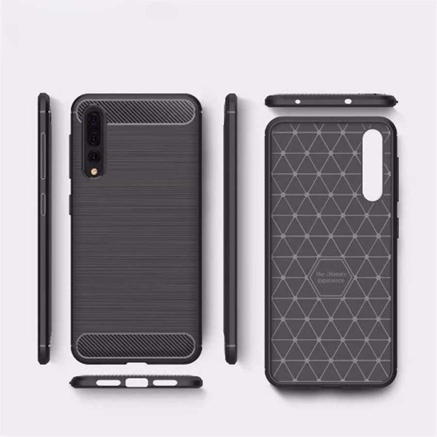 Huawei P20 Pro Kılıf Ultra Korunaklı Silikon Kapak (ROOM) Siyah