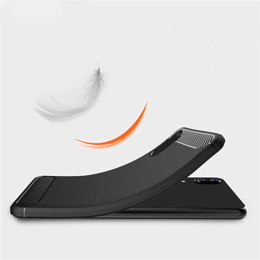 Huawei P20 Kılıf Ultra Korunaklı Silikon Kapak (ROOM) Lacivert