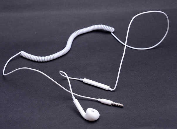 Yüksek Kalite ve Ses Performanslı Kulaklık (Tekli Yaylı 3.5mm Girişli Kulaklık) Beyaz