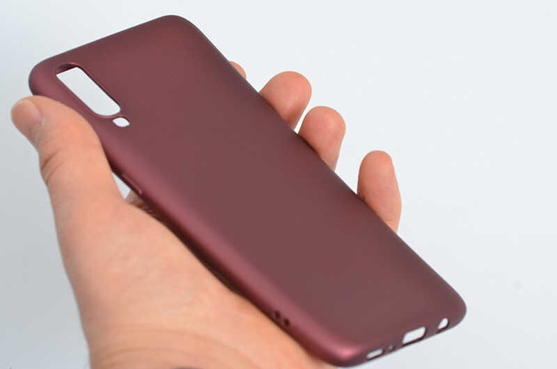 Samsung Galaxy A70 Kılıf Yumuşak Dokulu Soft Esnek İnce Mat Renkli Silikon Kapak (PREMİER) Gold
