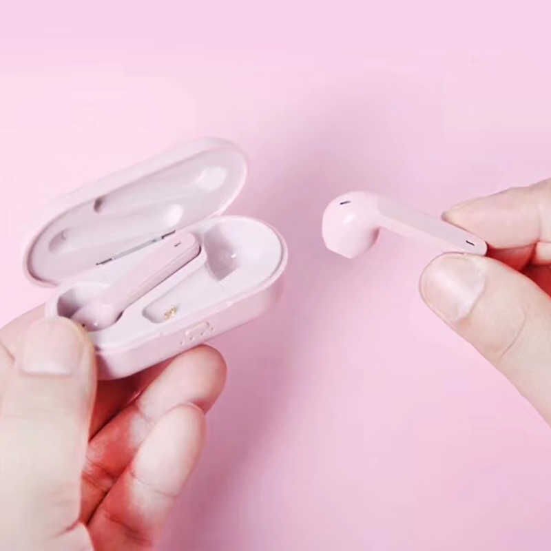 Hafif Portatif Kolayca Katlanıp Taşınabilir Dizayn Kulaklık (BTK-ZR52 Bluetooth Kulaklık) Pembe