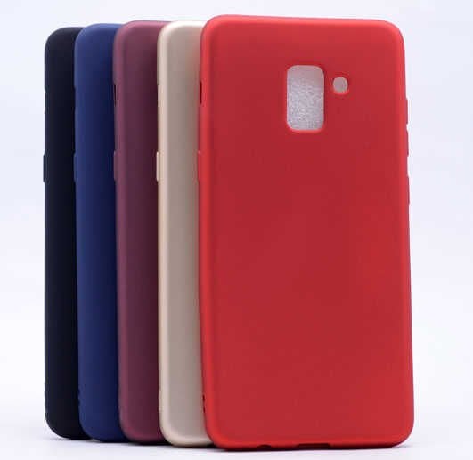 Samsung Galaxy A8 2018 Kılıf Yumuşak Dokulu Soft Esnek İnce Mat Renkli Silikon Kapak (PREMİER) Siyah