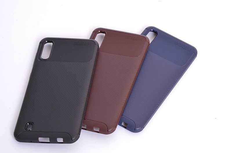 Samsung Galaxy M10 Kılıf Kamera Çıkıntılı Karbon Fiber Dokulu Renk Atmaz Kapak (NEGRO) Siyah