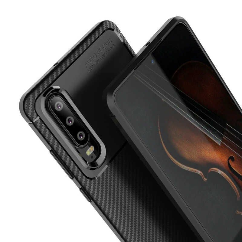 Huawei P30 Kılıf Kamera Çıkıntılı Karbon Fiber Dokulu Renk Atmaz Kapak (NEGRO) Kahverengi