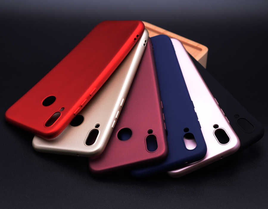 Huawei P20 Lite Kılıf Yumuşak Dokulu Soft Esnek İnce Mat Renkli Silikon Kapak (PREMİER) Gold