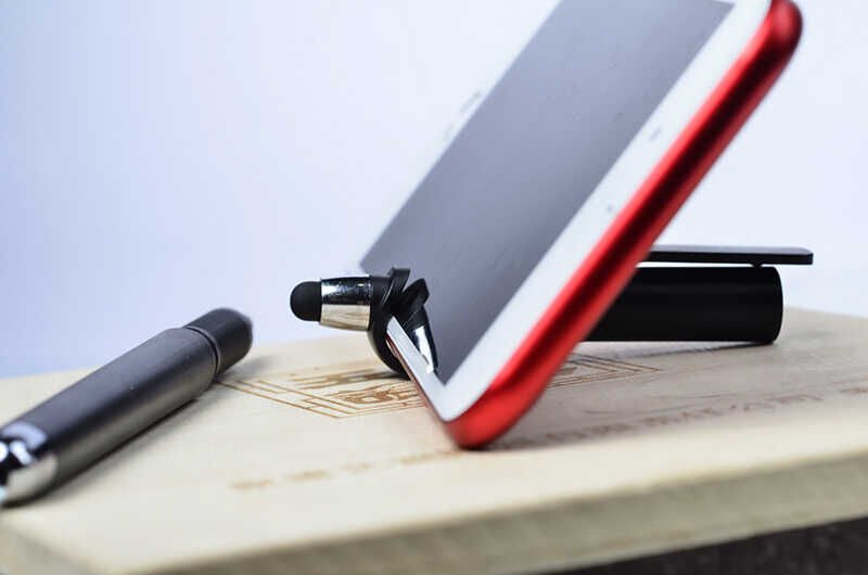 Universal Dokunmatik Çizim Kalemi Ergonomik Dizayn ve Stand Özellikli (Pencil 03) Siyah