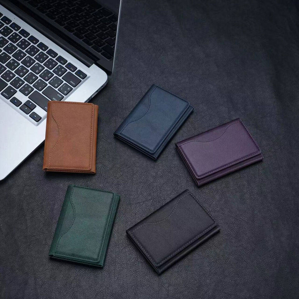 Suni Deri Görünümlü 5 Hazneli Magnetik Kartlık (CRD-04) Siyah