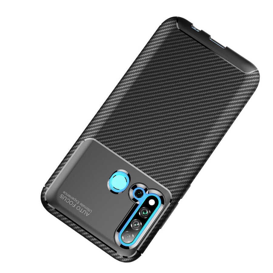 Huawei P20 Lite 2019 Kılıf Kamera Çıkıntılı Karbon Fiber Dokulu Renk Atmaz Kapak (NEGRO) Kahverengi