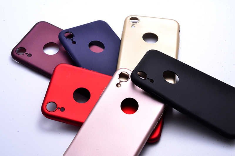 Apple  iPhone XR 6.1 Kılıf Yumuşak Dokulu Soft Esnek İnce Mat Renkli Silikon Kapak (PREMİER) Gold