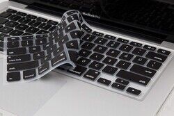 Apple Macbook Pro 14.2 2023 A2779 HEPTEKİLETİŞİM Klavye Koruyucu Silikon Ped