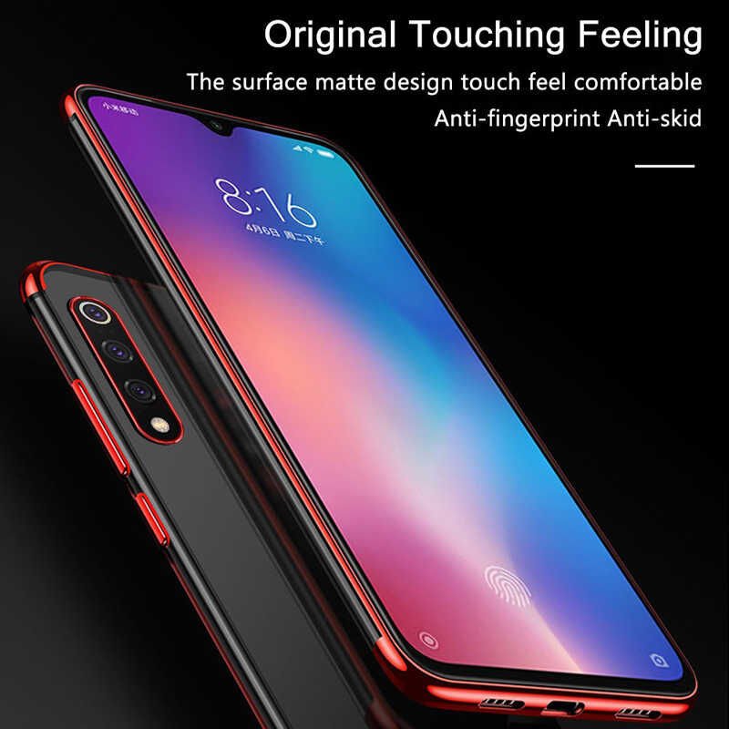 Xiaomi Mi 9 Kılıf Dört Köşe Renkli Lazer Şeffaf Silikon Kapak (GLİTTER) Gold